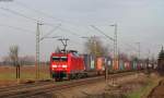 145 005-5 mit dem KT 40025 (Rotterdam Walhaven-Novara) bei Riegel 15.1.14