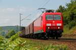 145 025-3 mit einem gemischten Güterzug am 17.07.2014 in Erpel. Gruß an den Tf!