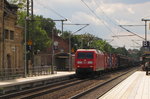 DB 145 019-6 mit einem gemischten Güterzug Richtung Großheringen, am 06.08.2016 in Apolda.