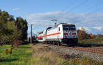 Mit dem IC 2039 nach Leipzig am Haken rollte 146 576 am 28.09.19 durch Greppin ihrem nächsten Halt in Bitterfeld entgegen.