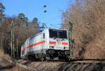 146 574 mit RE/IC Singen-Stuttgart am 16.02.2019 oberhalb von Stuttgart-Heslach.