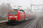 DB 146 119 als RE2 nach Düsseldorf Hbf. fährt in Recklinghausen Hbf. ein 18.12.2017