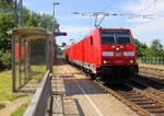 146 271 und 146 280 beide von DB  kommen als Lokzug aus Aachen-Hbf nach Duisburg-Hbf und kammen aus Richtung Aachen-Hbf,Aachen-Schanz,Aachen-West,Laurensberg,Richterich und furhen durch Kohlscheid in