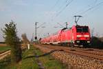 Nachschuss auf 146 231-6, welche am Nachmittag des 07.04.2017 ihren RE (Basel Bad Bf - Offenburg) bei Hügelheim durchs Rheintal gen Norden schob.