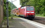 DB 146 021 mit der S 31737 (S1) von Meißen Triebischtal nach Schöna, am 09.06.2020 in Krippen.