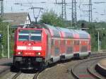 146 229 der Schwarzwaldbahn fhrt mit einem IRE aus Karlsruhe Richtung Konstanz im Bahnhof Rastatt ein...