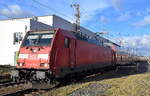 DB Regio AG- jetzt aktuell Region Nordost mit der  146 269  (NVR:  91 80 6146 269-6 D-DB ) und dem RE 4 bei der Bereitstellung im Bahnhof Falkenberg (Elster) am 08.01.25 