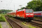 146 002 DB mit RE9 in Köln West, Juni 2022.