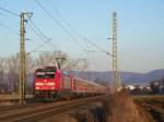 Noch kurz vor dem Sonnenuntergang kam die 146 201-9 mit dem RE 19458 von Aalen nach Stuttgart Hbf. Aufgenommen am 25.Januar 2008 bei Aalen.