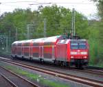 Am Mittag noch in Dsseldorf auf dem Weg nach Minden(Westf), und jetzt hier am alten Gbf Baal auf dem Weg nach Aachen. RE10442(RE4 Wupper-Express )gezogen von 146 025-2 kurz vor dem halt in Hckelhoven-Baal. 27.04.08