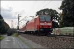 Die 146 002 (9180 6 146 002-1 D-DB) verlsst Haltern am See mit dem RE2 (RE 10219)  Rhein-HAARD-Express  am Haken. (04.10.2008)
