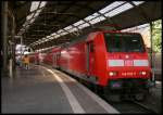 146 018-7 steht mit dem  Nordrhein-Westfalen-Express  RE10121 in Aachen Hbf zur Abfahrt bereit 2.5.2009