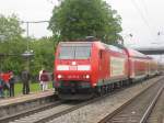 Lok 146 113-6 zieht am 15.05.2010 den RegionalExpress von Offenbug nach Basel Badischer Bahnhof.