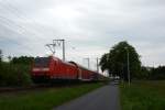146 108-6 fuhr am 18.05.2012 mit einem RE von Norddeich Mole nach Hannover, hier kurz vor der Einfahrt in den Bahnhof Leer.