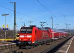 DB: RE Offenburg-Basel Bad BF mit der BR 146 113-6 (mit einer Werbeaufschrift für das Baden-Würtemberg-Ticket) bei der Einfahrt in den Bahnhof Weil am Rhein am 31.