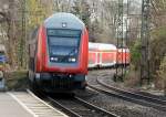 RE5 nach Emmerich, 146 024 schiebt, bei der Einfahrt in den Hbf Bonn - 20.03.2014