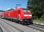 Am 29.05.2012 schiebt 146 239-9 einen RE nach Offenburg.
