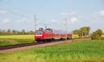 146 018 mit einer RB von Braunschweig nach Burg ( b.Magdeburg ) in Königslutter am 28.04.2017.