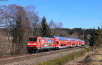 146 229-0  Europapark Rust  und 146 230-8  750 Jahre Radolfzell  mit dem RE 4722 (Konstanz - Karlsruhe Hbf) bei St.Georgen 14.3.22