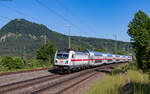 147 577 mit dem IC 2381 / RE 52381 (Frankfurt(Main)Hbf/Stuttgart Hbf – Singen) in Welschingen 2.6.23