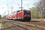 147 009 als RB 10 / FEX  zum BER am 18. April 2022 bei Diedersdorf. Danke für den Gruß.