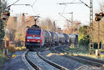 152 022-0 mit Kesselwagen durch Bonn-Beuel - 04.12.2019