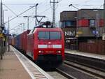 152 041 mit Containerzug in Nörten=Hardenberg, 29.03.2023