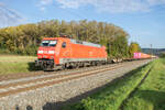 152 052-7 mit einem Containerzug bei Retzbach-Z.