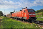 152 129-3 (Siemens ES64F) führt einen bunten Wagen-Mix durch Zscherben Richtung Sangerhausen.

🧰 DB Cargo
🕓 20.7.2024 | 7:54 Uhr