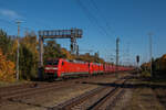 152 129-3 und 168-1 mit dem Ziltendorfer auf dem Weg in Richtung Magdeburg. Fotografiert am 24.10.2024 in Genthin.