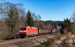 152 001	mit dem EZ 52054 (Villingen - Kornwestheim Rbf) bei St.Georgen 4.2.25