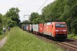 152 115 mit einem Containerzug in Ahlten am 08.06.2010