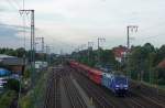 152 136-8 fuhr am 20.09.2012 mit einem Autozug von Emden richtung Sden, hier in Leer.