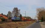 152 137-6 fuhr am 23.03.2013 mit einem leeren Autozug von Emden nach Osnabrck, hier in Aschendorf.