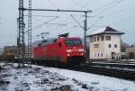 152 110 verlsst am 31.Januar 2014 mit einem gemischten Gterzug den Bahnhof Kronach Richtung Lichtenfels.