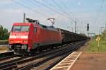 Am Nachmittag des 24.04.2014 fuhr die Nürnberger 152 008-9 mit einem Redbull-Zug durch den Bahnhof von Orschweier.