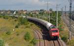 152 122 erreicht mit einem Gaskesselwagenzug aus Richtung Dessau kommend am 22.06.14 Bitterfeld. Sie musste in Bitterfeld einen ICE Richtung Leipzig passieren lassen bevor auch sie ihre Fahrt fortsetzen konnte.