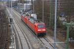 152 013-9,152 057-6 beide von DB Stehen auf dem abstellgleis in Aachen-West.
Aufgenommen von der Brücke Turmstraße bei schönem Winterwetter am Nachmittag vom 31.1.2015.