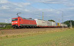 Mit einem Zug des kombinierten Verkehrs rollte 152 130 am 18.09.16 durch Burgkemnitz Richtung Bitterfeld.
