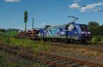 152 138-4 mit gemischten Gterzug in Fahrtrichtung Sden am 05.07.2009 durch Eschwege West.