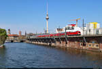182 013-3 (Siemens ES64U2) unterwegs in Berlin an der Jannowitzbrücke.