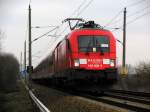 182 008-3 mit einem RE nach Leipzig Hbf am 13.12.