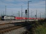 Zum Saubermachen stand 182 004 mit dem Fuballsonderzug im Abstellbereich des BW Rostock- Dalwitzhof.