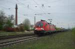182 017-4 mit Containerzug in Fahrtrichtung Sden. Aufgenommen am 16.04.2011 in Eichenberg.