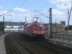 Mit einem RE von Wismar nach Cottbus schob 182 007,am 12.Mai 2012,den RE aus dem Berliner Hbf.