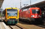 Hier links VT650.74 als ein OE36 (OE79429) von Berlin Lichtenberg nach Frankfurt(Oder)-Neuberesinchen und rechts 182 003-4 mit einem RE2 (RE37380) von Cottbus nach Wismar, diese beiden Zge begegneten