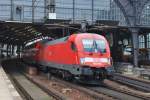 Hier 182 005 mit einem RE1 (RE18170) von Frankfurt(Oder) nach Brandenburg Hbf., bei der Einfahrt am 16.11.2013 in Berlin Friedrichstraße.