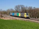 Die ES 64 U2-011, die 185 614 und die 185 513 am 02.04.2011 unterwegs bei Hilperting.