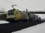 ES 64 U2 011 mit Gz, zwischen Gemnden (Main) und Karlstadt (Main), am 03.02.2010