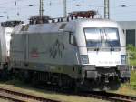 HUPAC ES64U2-102 abgestellt in Krefeld Hbf.(24.05.2010)